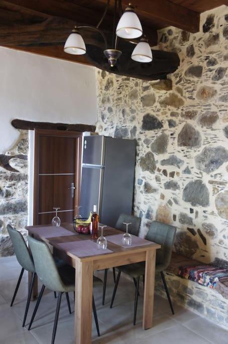 Alegria Stone House Villa Amigdhalokefali Exterior photo